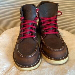 Danner women’s bull run moc toe boots sz 8